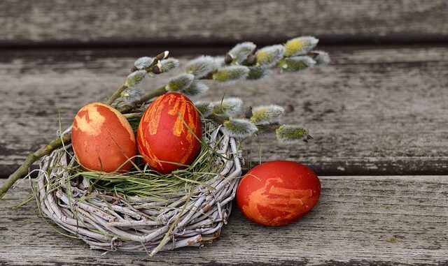 easter-eggs-2145667_640
